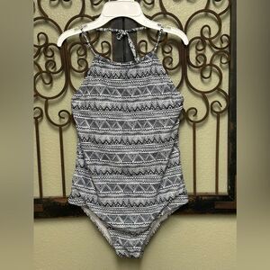 Ekouaer black & white Aztec print high halter one piece bathing suit